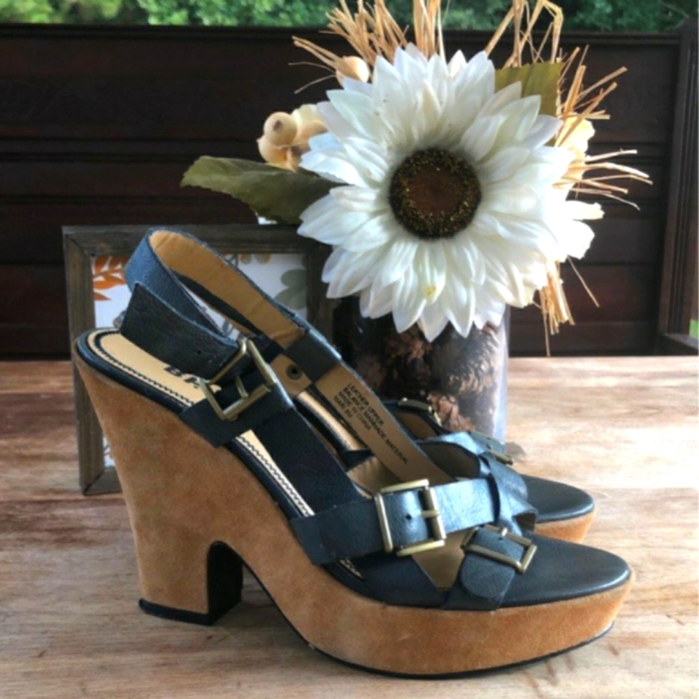 BP. Dark Green Suede & Leather Wedges
